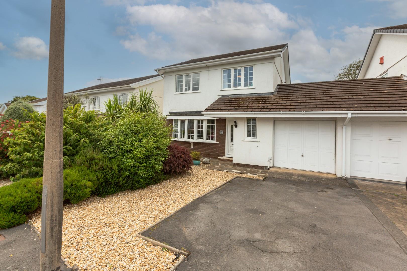St. Andrews Close, Mayals, Swansea, SA3 5DZ